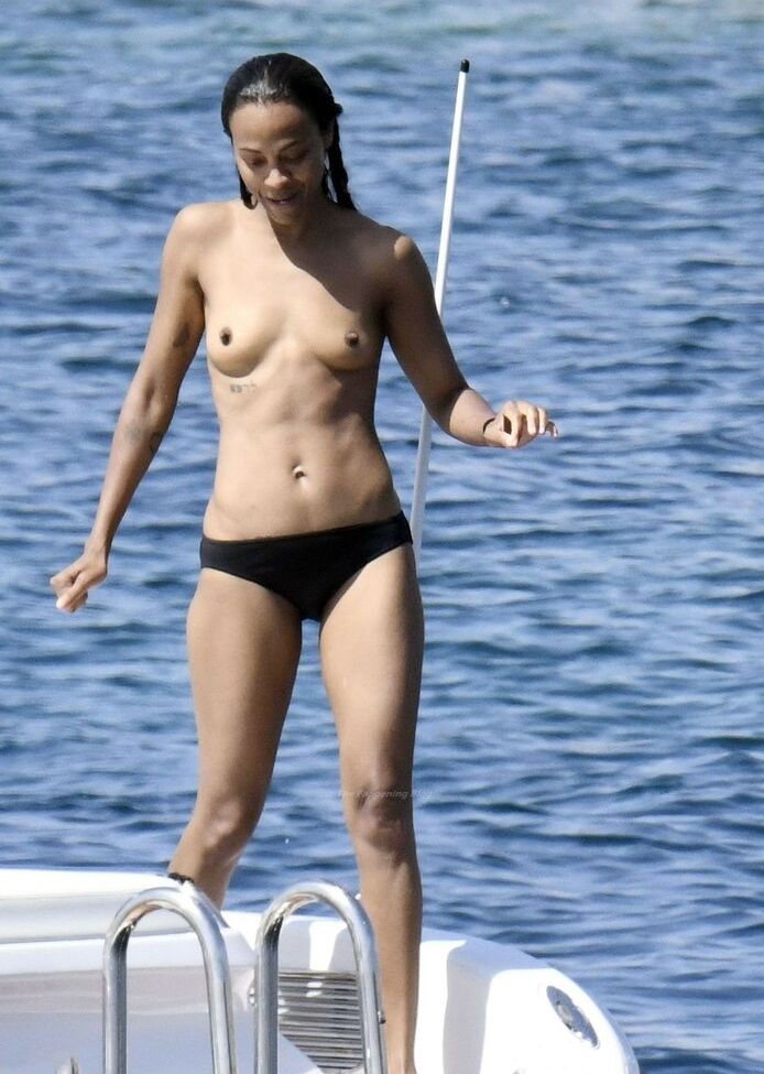 Zoe Saldana nude #108509178