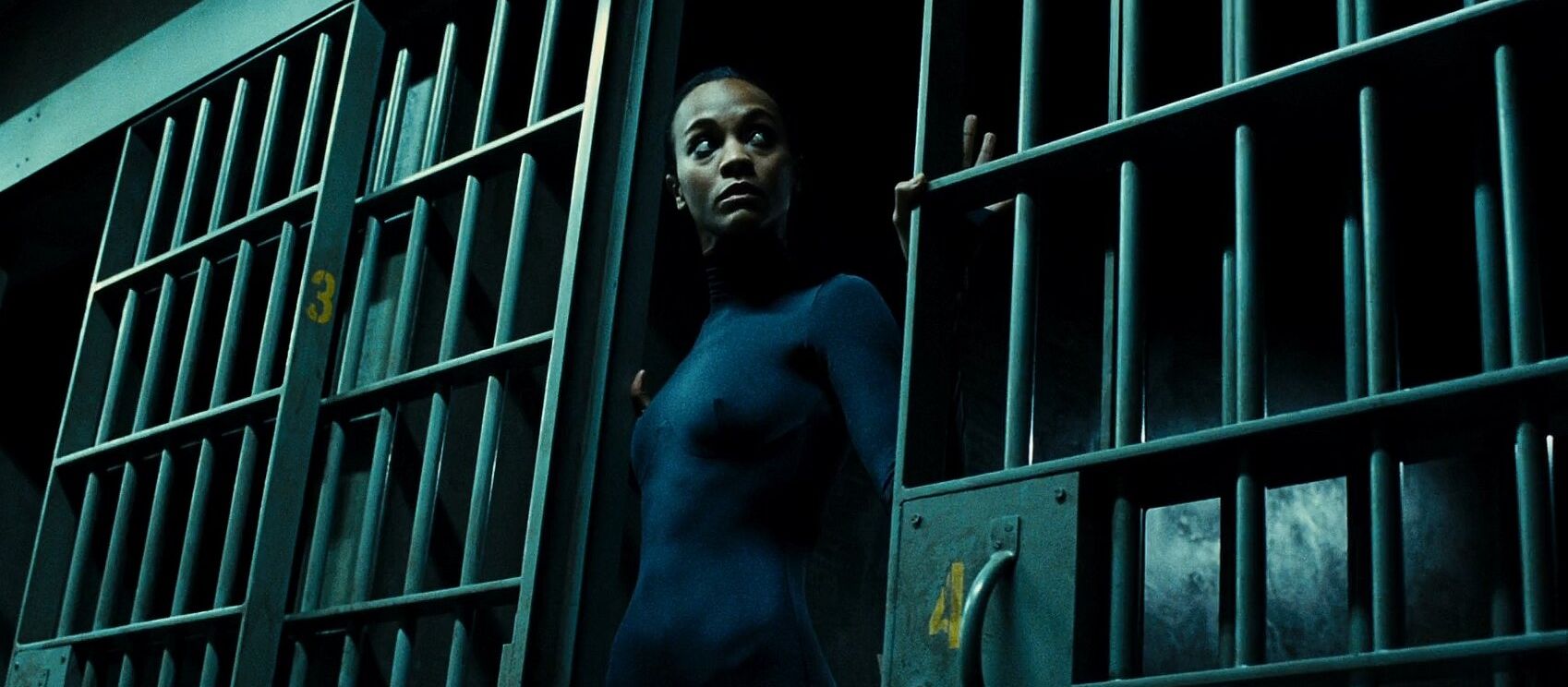 Zoe Saldana nude #108509240