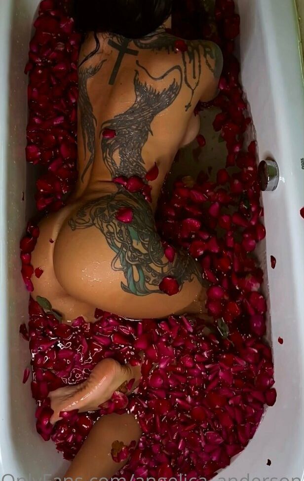 Angelica Anderson desnuda #108041995