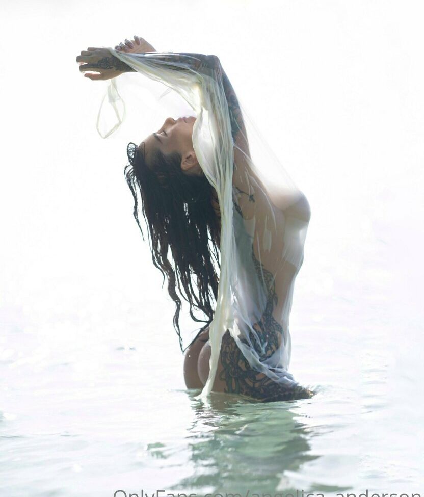 Angelica Anderson desnuda #108042000