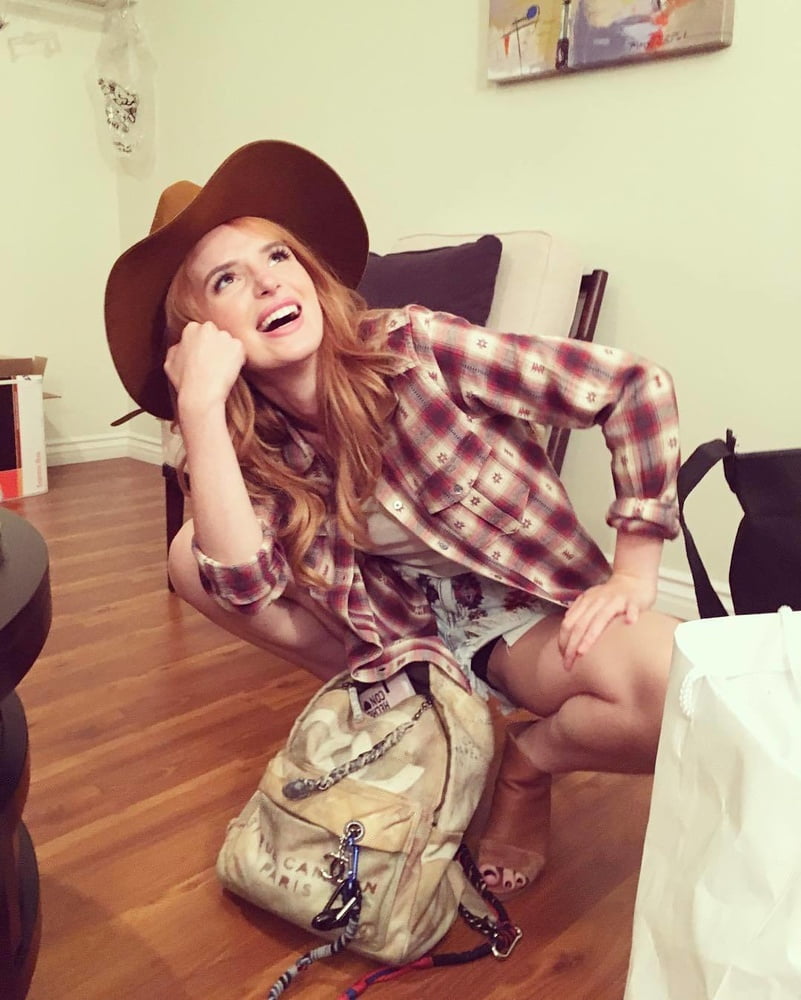 Bella Thorne #93141089