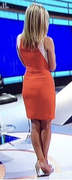 Königin des Countdowns - Rachel Riley pt.229
 #81868816