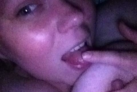 BRITTA DIE GEILE EUTERSAUSKLAVIN #79698666