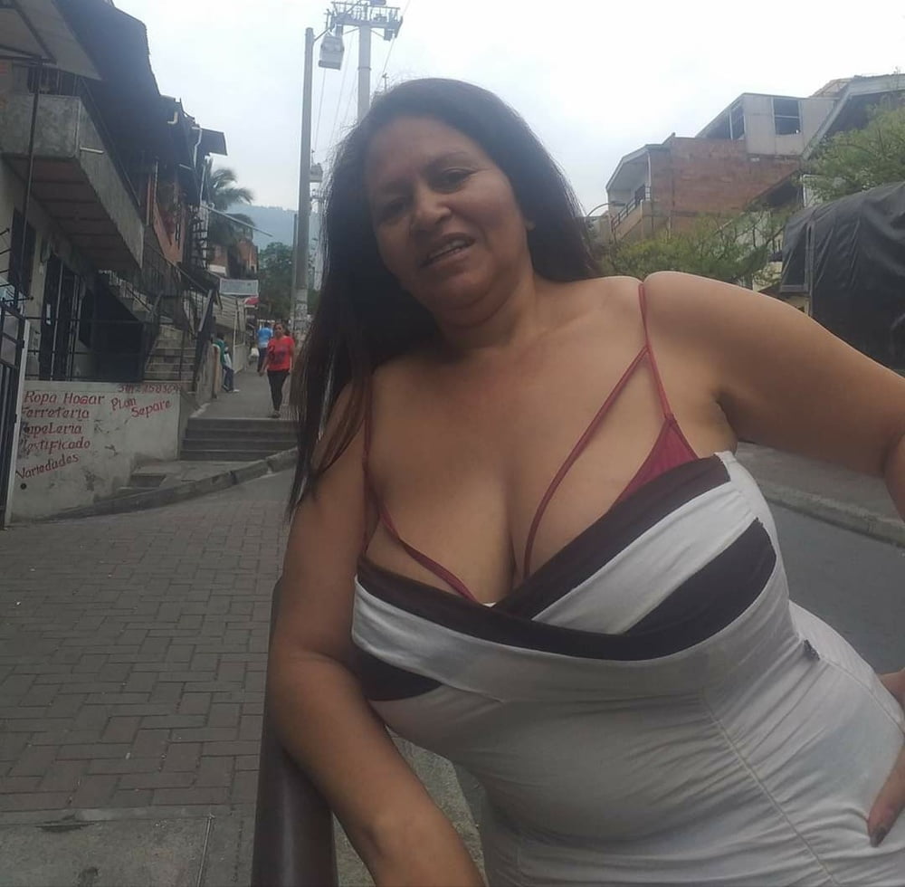 Senora betzabe reyes
 #91400559