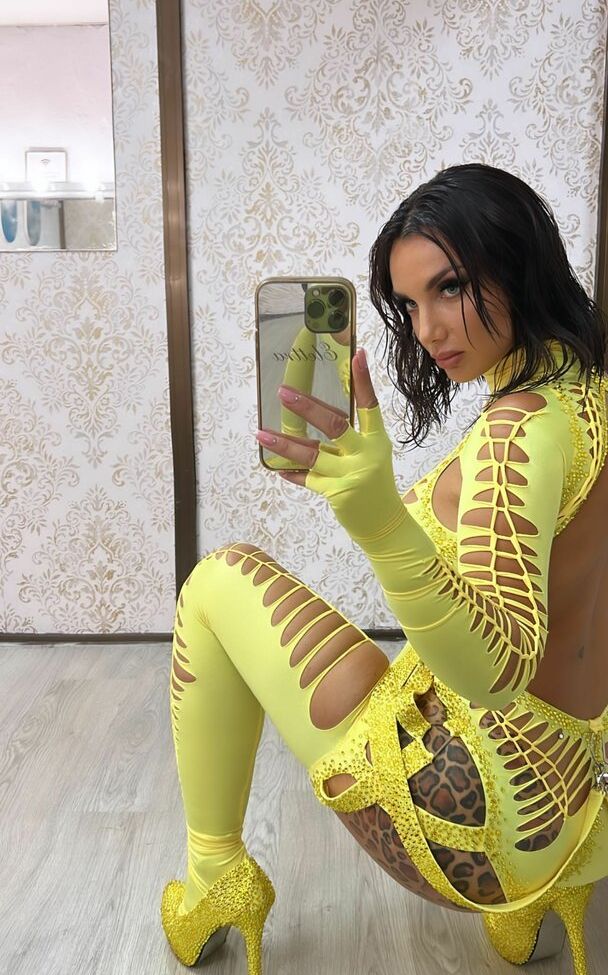 Elettra Lamborghini desnuda #108352463