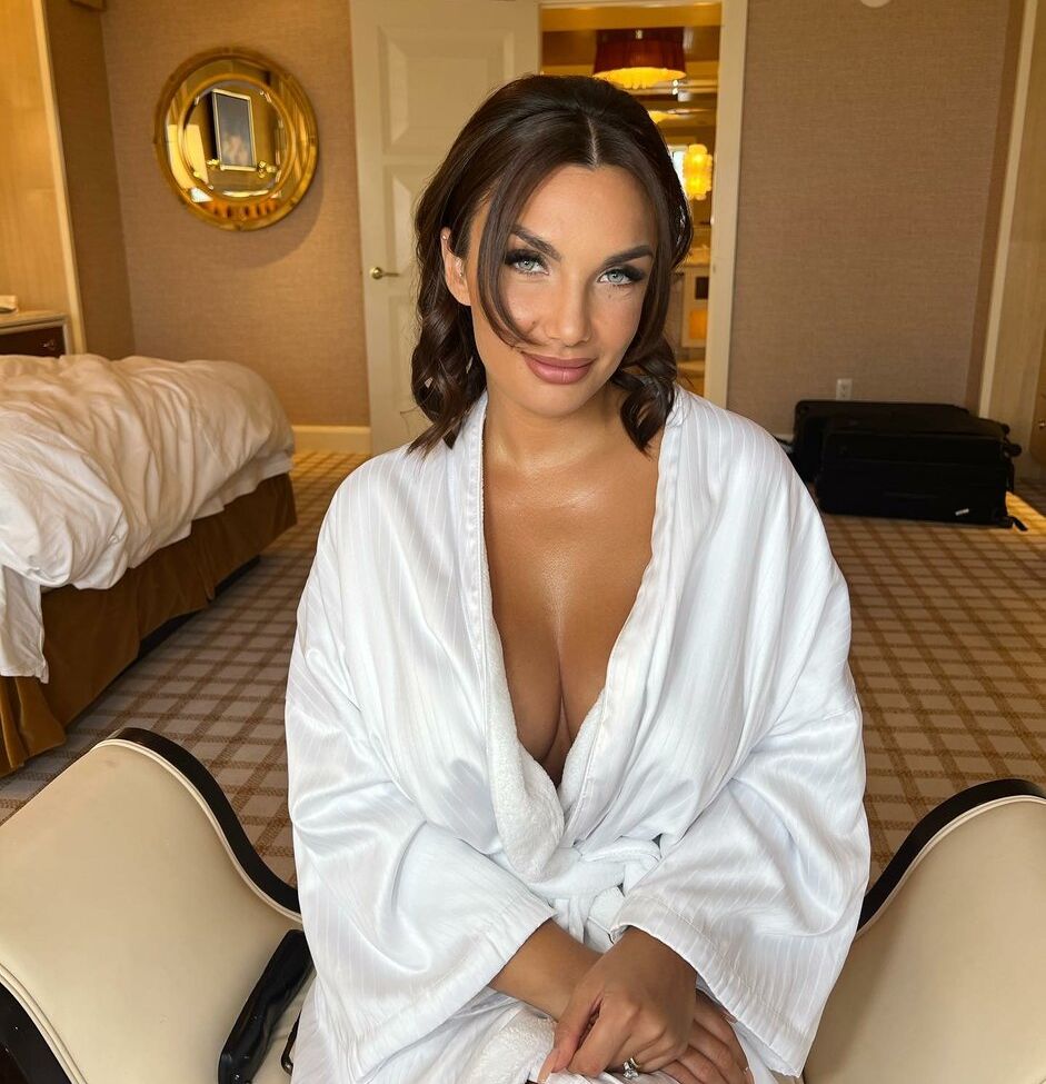 Elettra Lamborghini desnuda #108352513