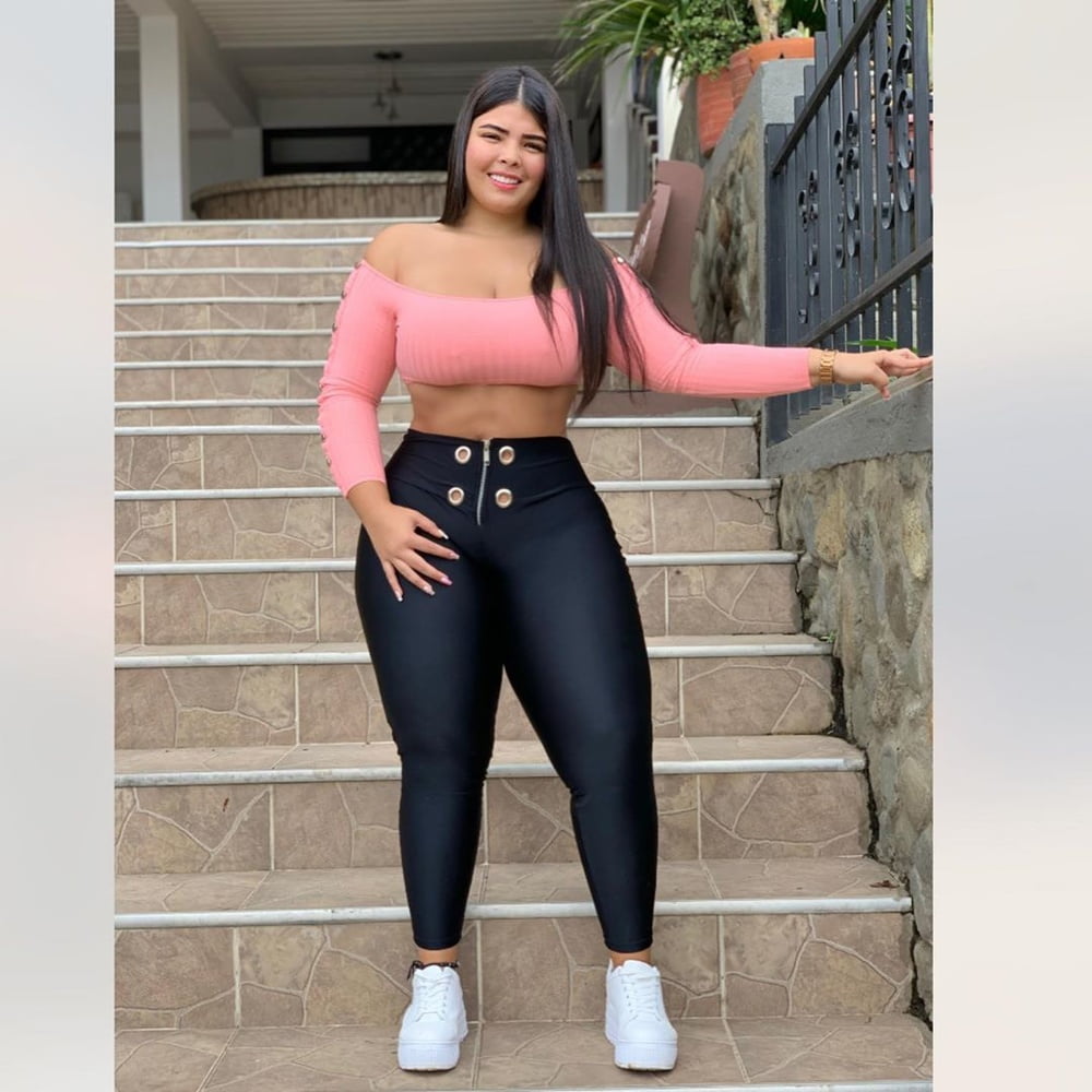 Hermosas chavas putas, tetudas y culonas #82272154