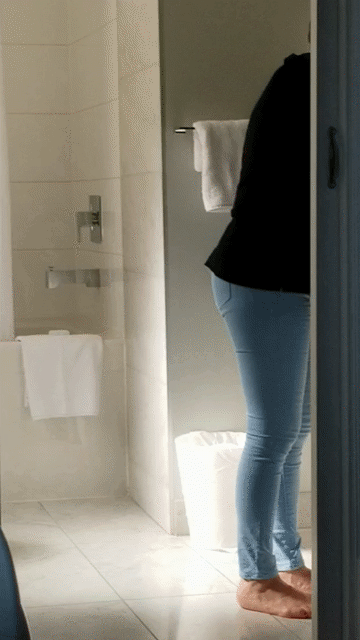 Big tit GILF goes shopping then gets herself off #106803076