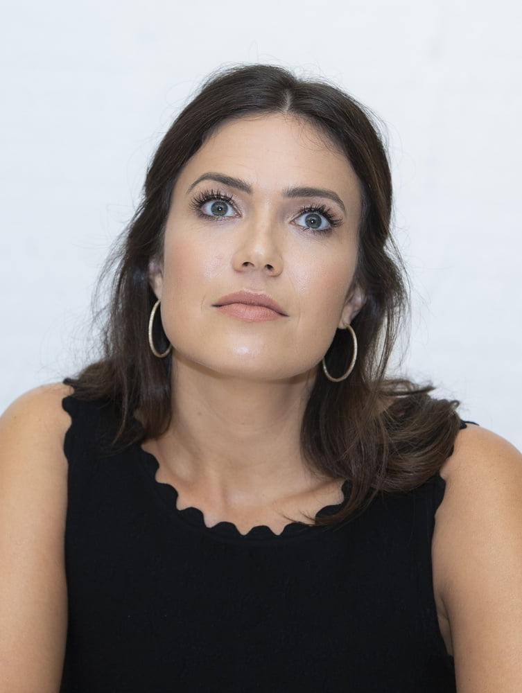 Mandy Moore - This Is Us S3 Press Con LA (22 September 2018) #88680143