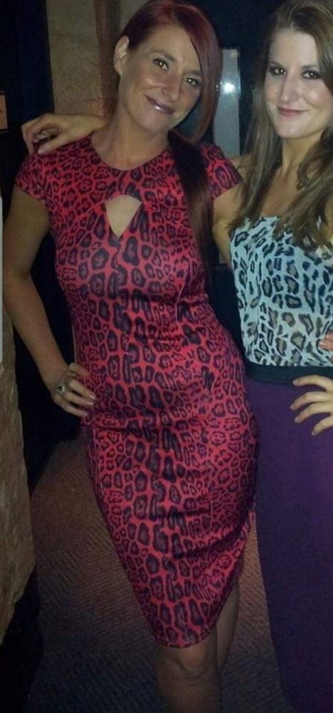 完全に服を着た、素晴らしい8
 #90372388