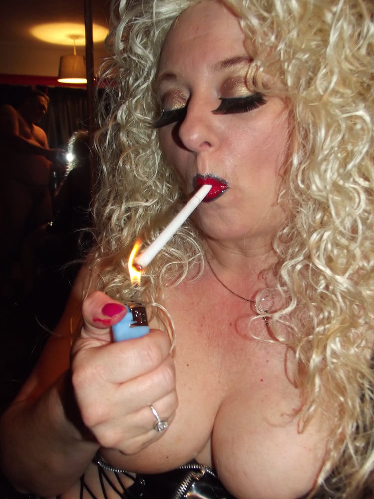 嬉しくてたまらない
 #106715131