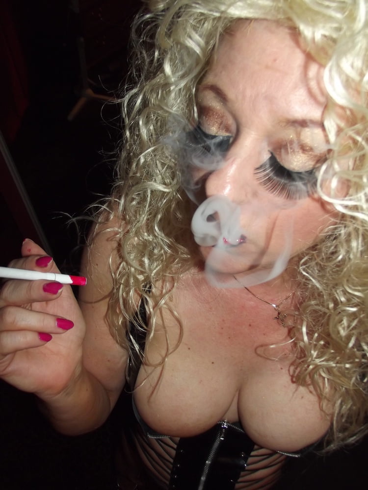 嬉しくてたまらない
 #106715158