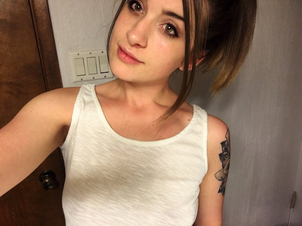 Amateur 1104 #93670260