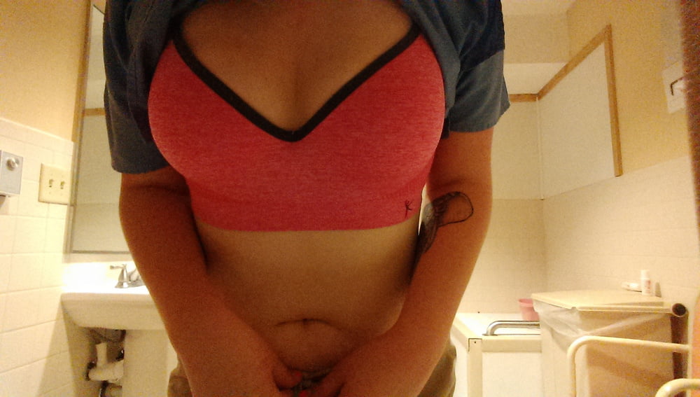 Amateur 1104 #93670589