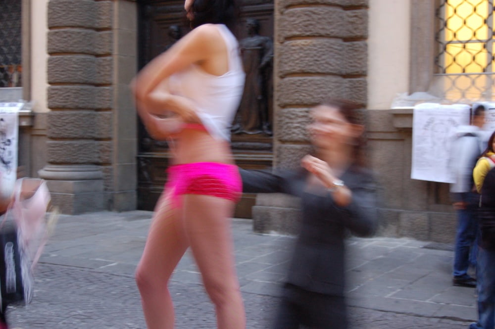 Exibe nudity publc
 #94662431