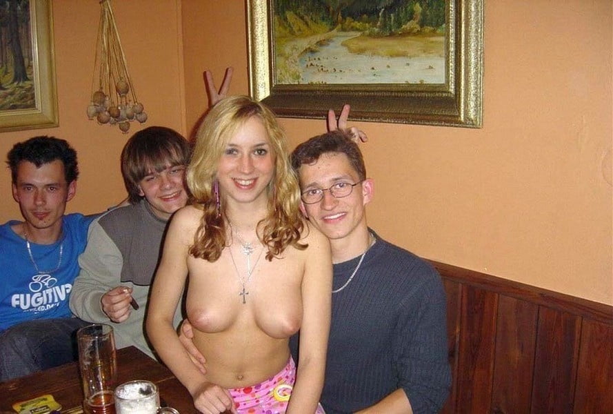 Exibe nudity publc
 #94662531