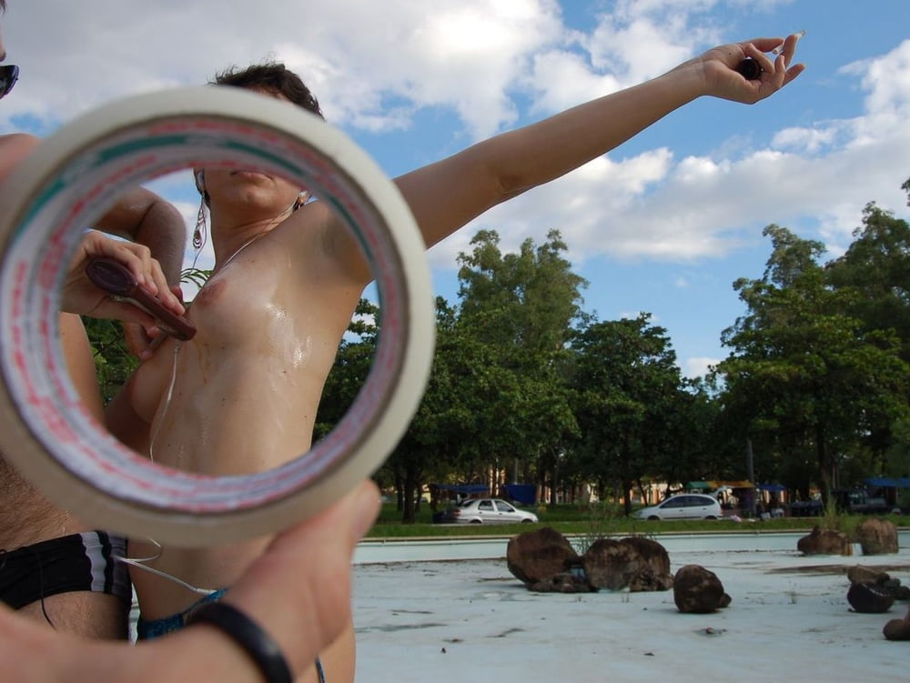 Exibe nudity publc
 #94662538