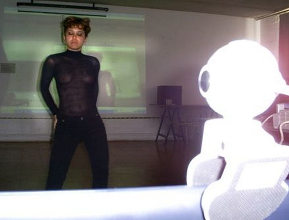 Exibe nudity publc
 #94662540