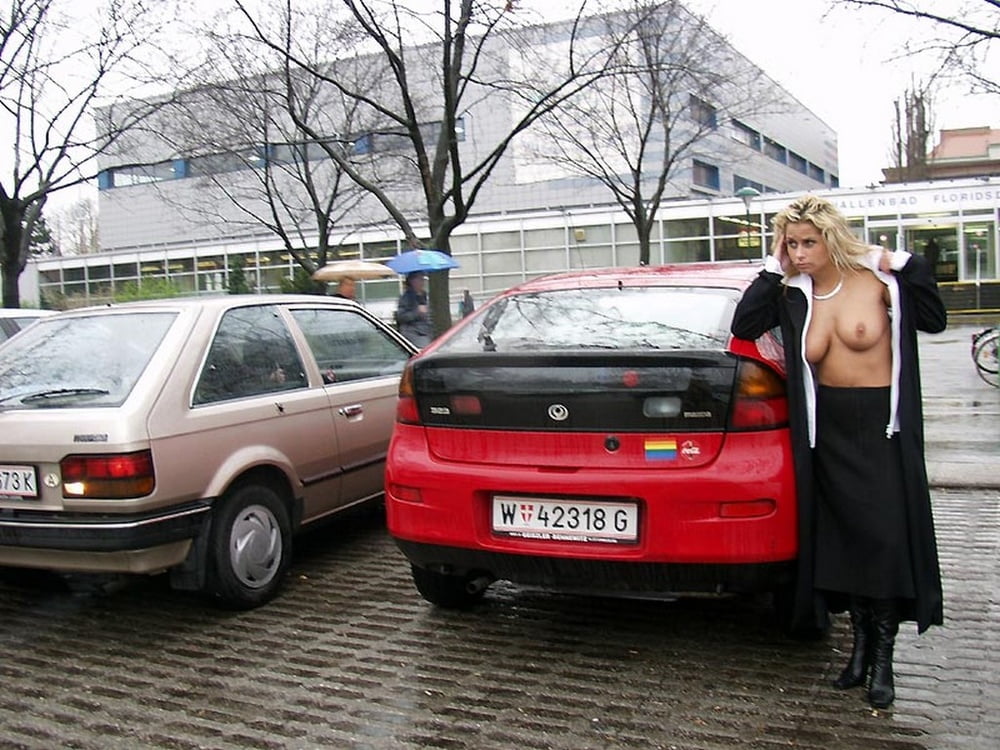 Exibe nudity publc
 #94662547