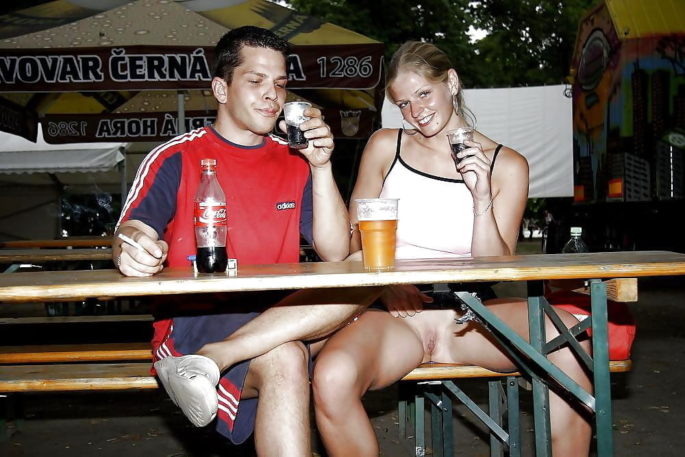 Exibe nudity publc
 #94662559