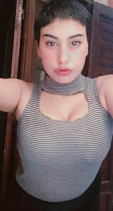 シャルモータ・ミリヤ
 #93949464