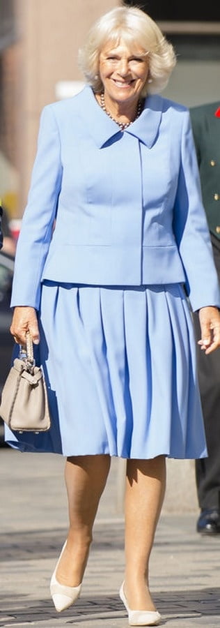 Collant royal de grand-mère - camilla duchesse de Cornouailles
 #89912813