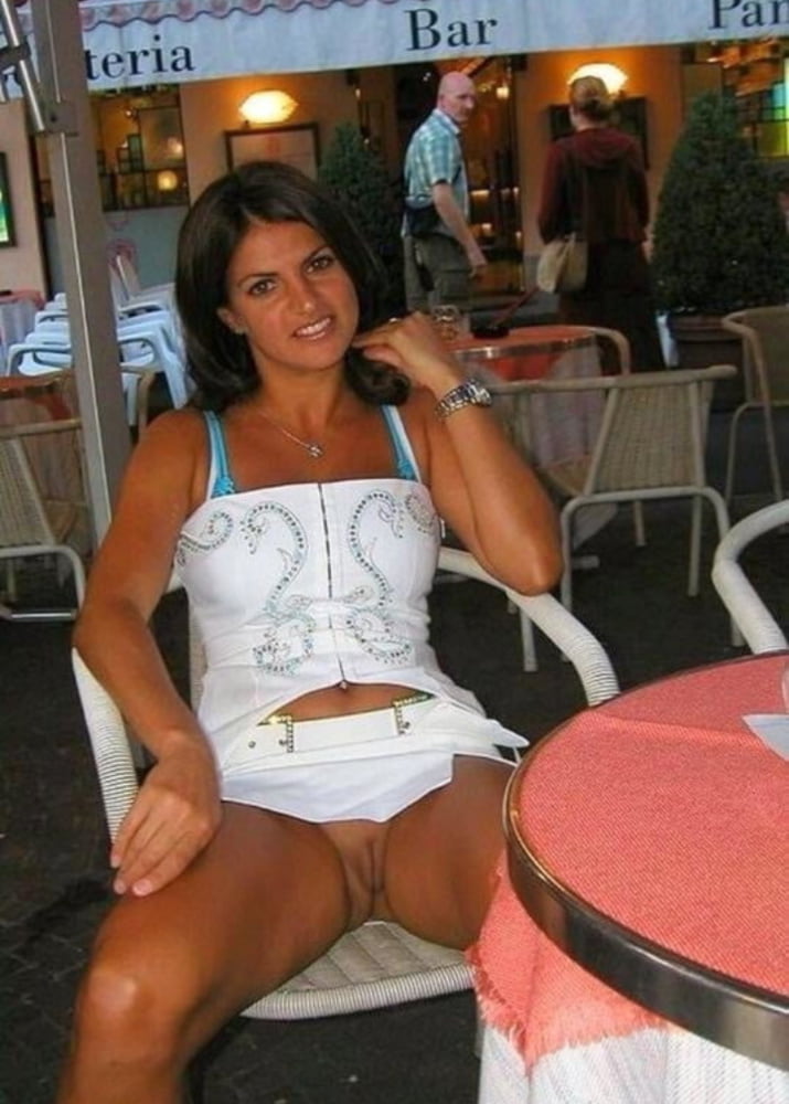 Only the hottest milfs and matures #102150942