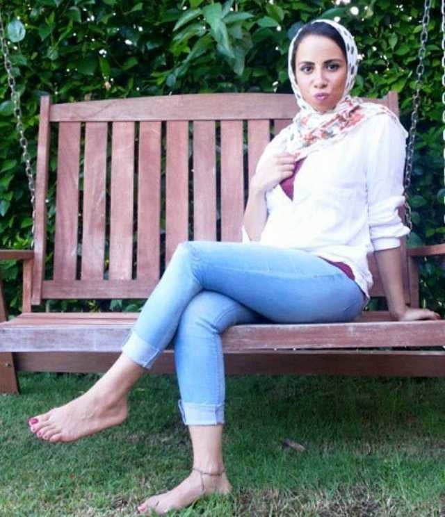 arab hijab feet heels #82291427