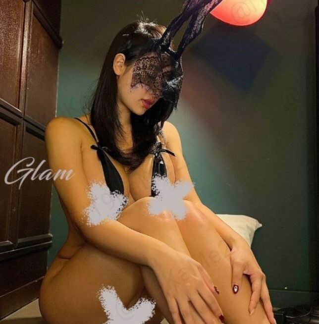 R0s8y desnuda #108173621