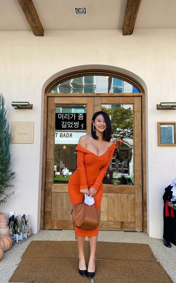 R0s8y desnuda #108173709