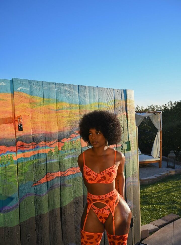 Saleema Mansur desnuda #108419831