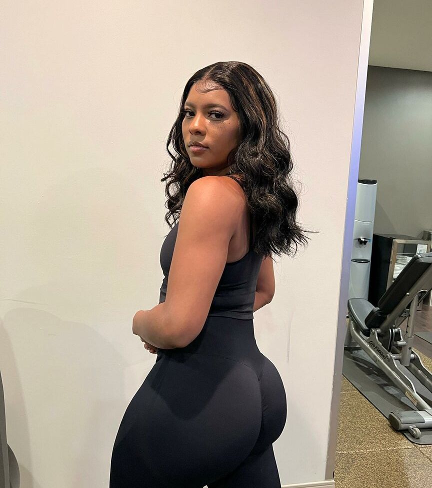 Saleema Mansur desnuda #108419927