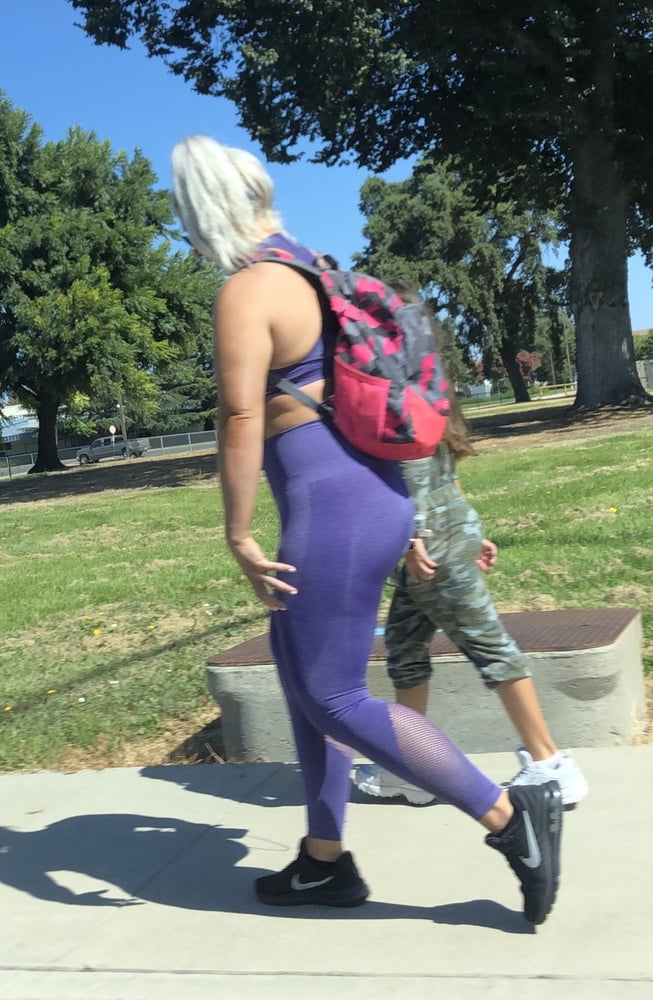 Putas #98073119