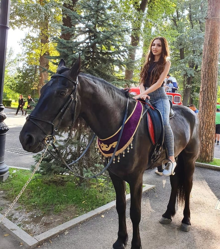 Elvina from Uzbekistan #88584598