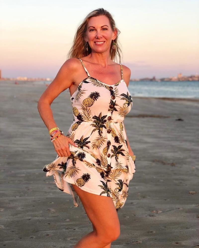 Many milfs 11 #93752381