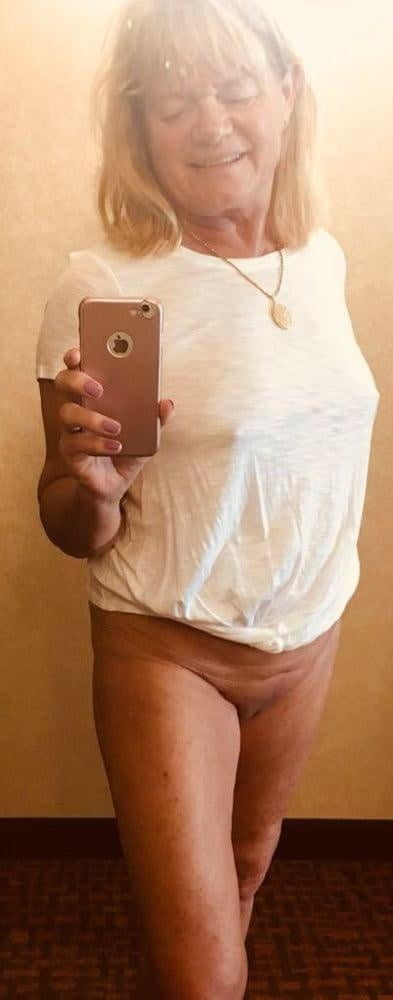 Muchas milfs 11
 #93752382