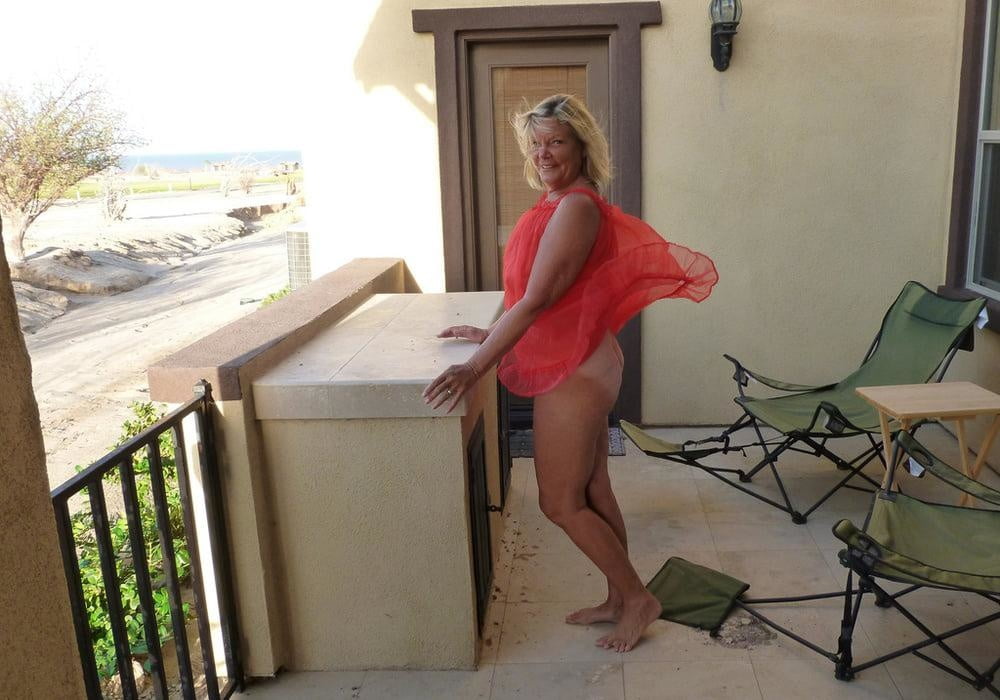 Many milfs 11 #93752400