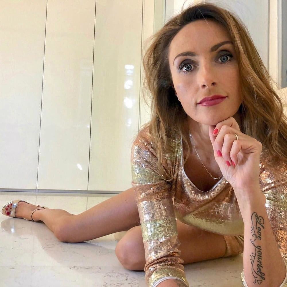 Many milfs 11 #93752531