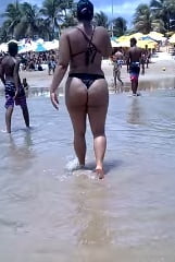 Morena Gostosa com biquine socado #90659074