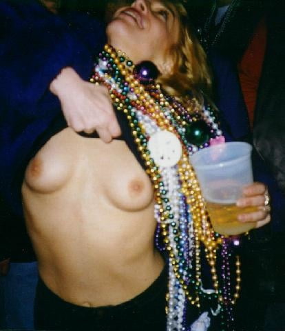 which one of thes flashing hotties you like? #96298851