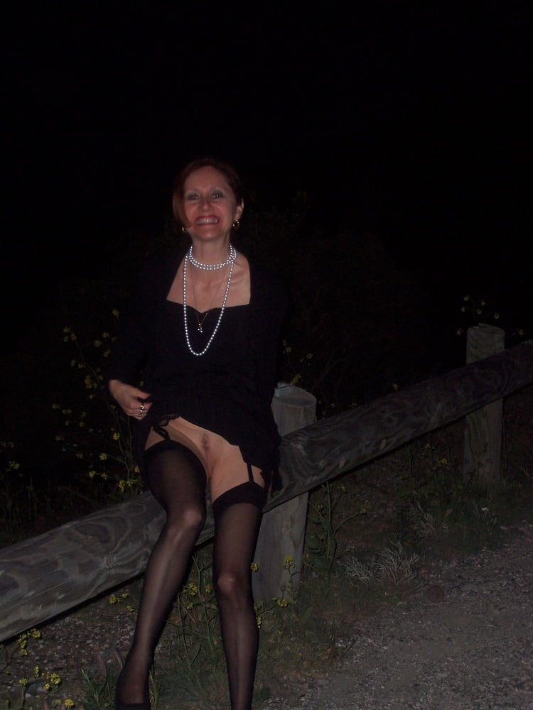 Diese Milf wird dich hart machen
 #90549993