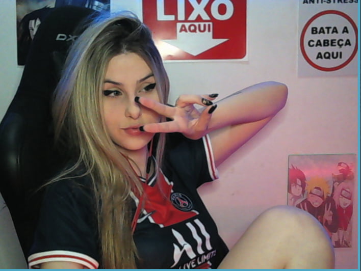 Comente em qual streamer vc quer ver tomar leite #81428894