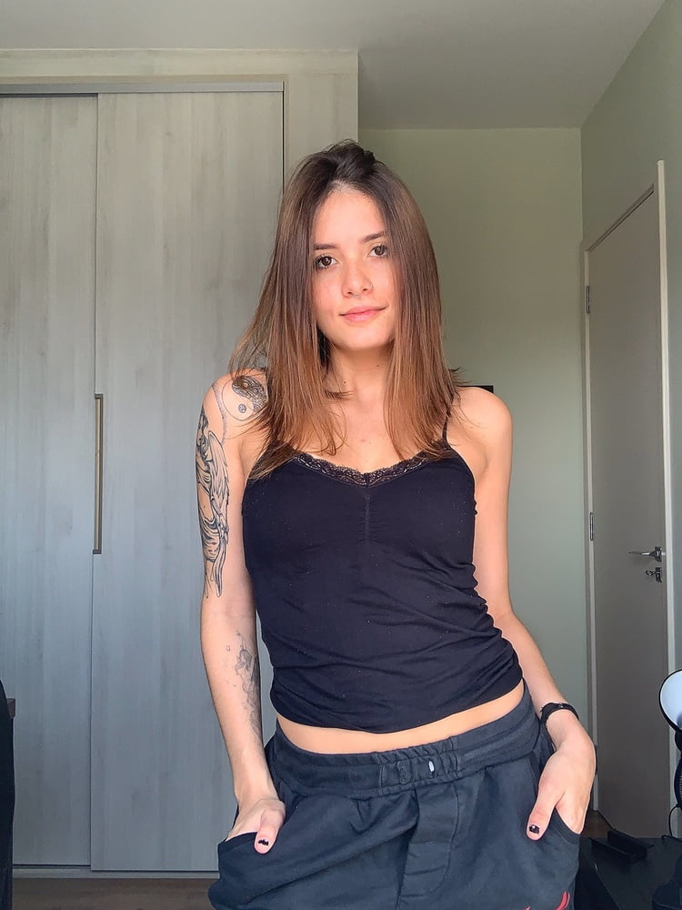 Comente em qual streamer vc quer ver tomar leite #81428925