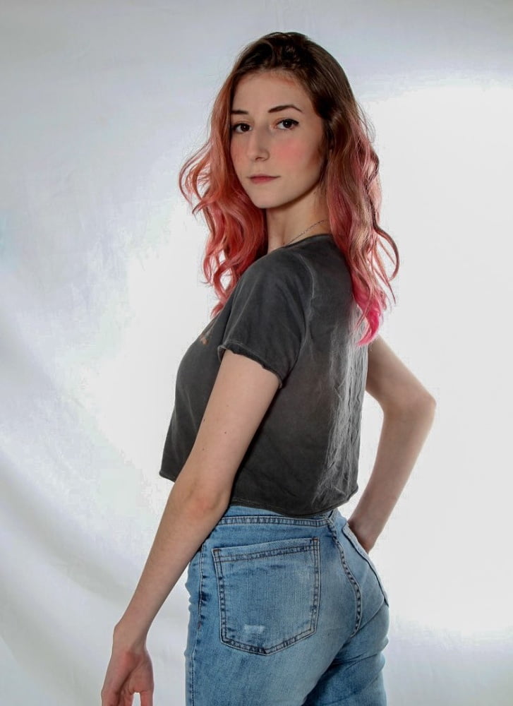 Comente em qual streamer vc quer ver tomar leite #81428967