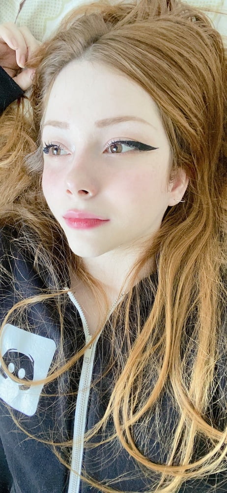 Comente em qual streamer vc quer ver tomar leite #81429084