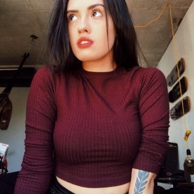 Comente em qual streamer vc quer ver tomar leite #81429114