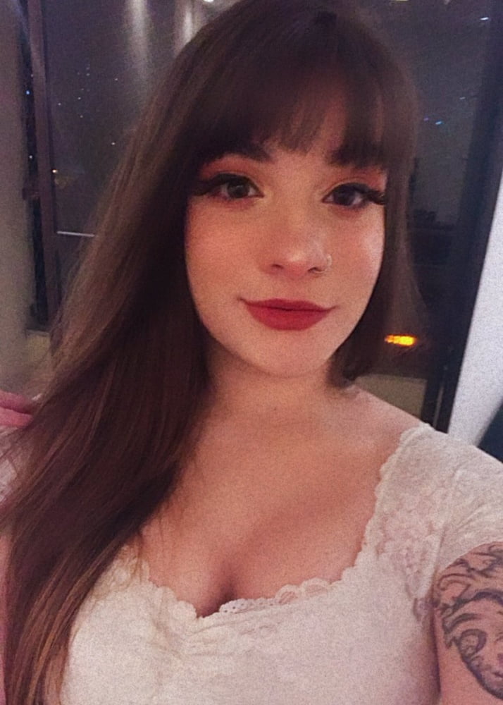 Comente em qual streamer vc quer ver tomar leite #81429126