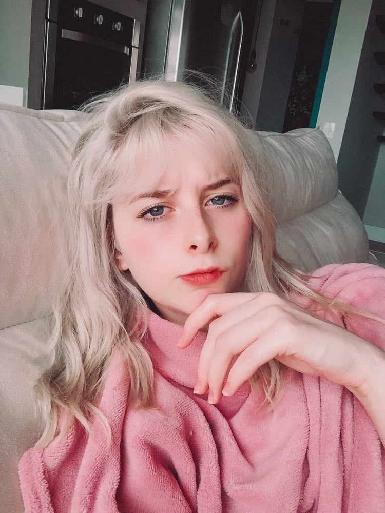 Comente em qual streamer vc quer ver tomar leite #81429169