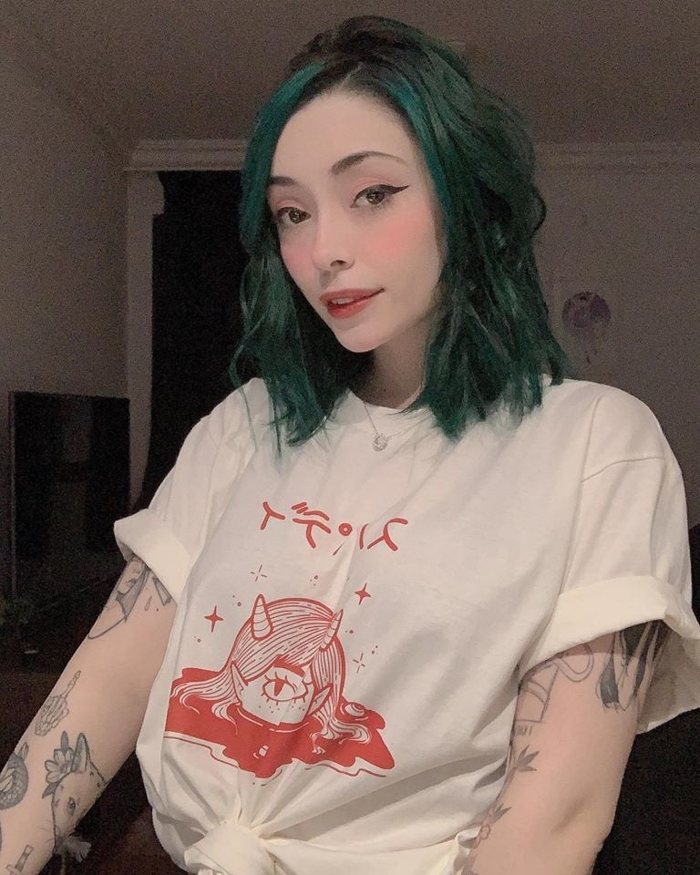 Comente em qual streamer vc quer ver tomar leite #81429254