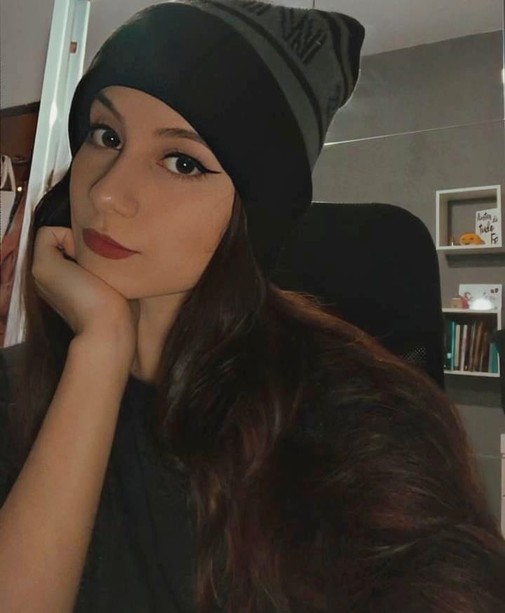 Comente em qual streamer vc quer ver tomar leite #81429296